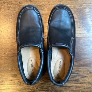George boys size 5 black loafer slip on dress shoe EUC
